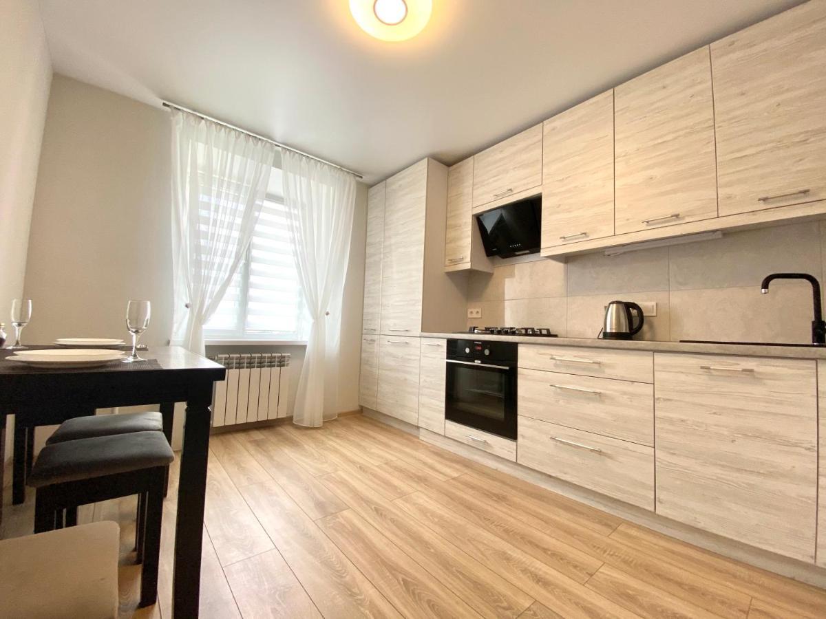 Apartpoltava Стильні 2-Кімн Апартаменти Біля Пд "Листопад" Закрита Парковка, Чек Прро エクステリア 写真