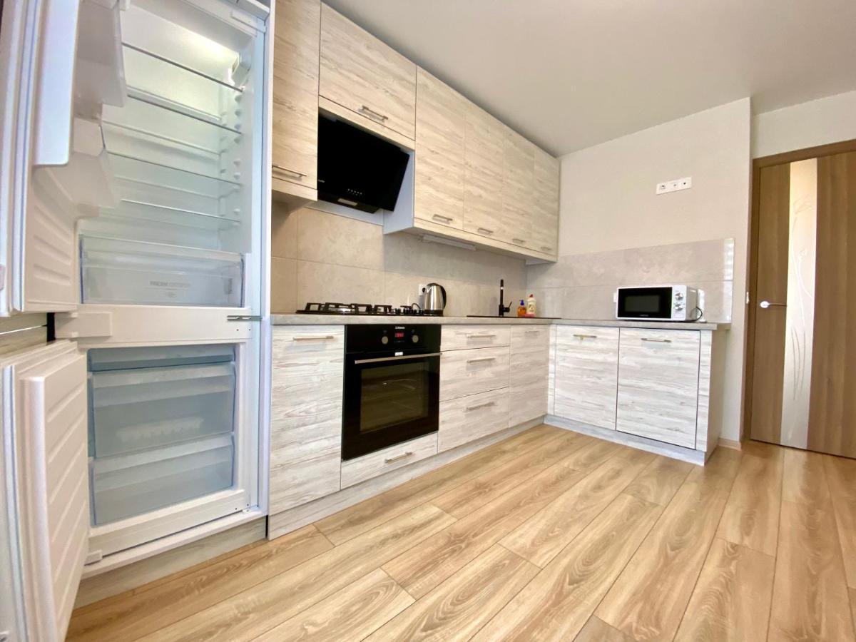 Apartpoltava Стильні 2-Кімн Апартаменти Біля Пд "Листопад" Закрита Парковка, Чек Прро エクステリア 写真