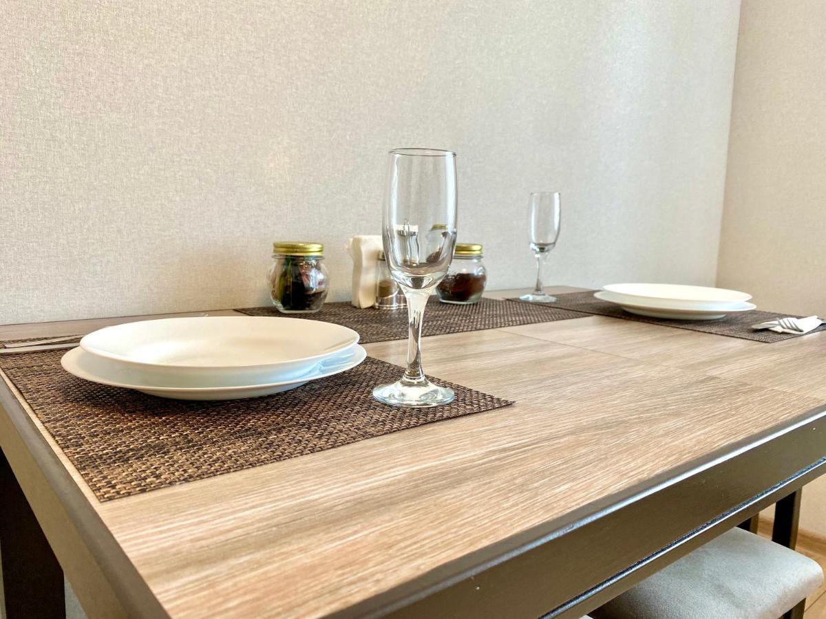 Apartpoltava Стильні 2-Кімн Апартаменти Біля Пд "Листопад" Закрита Парковка, Чек Прро エクステリア 写真
