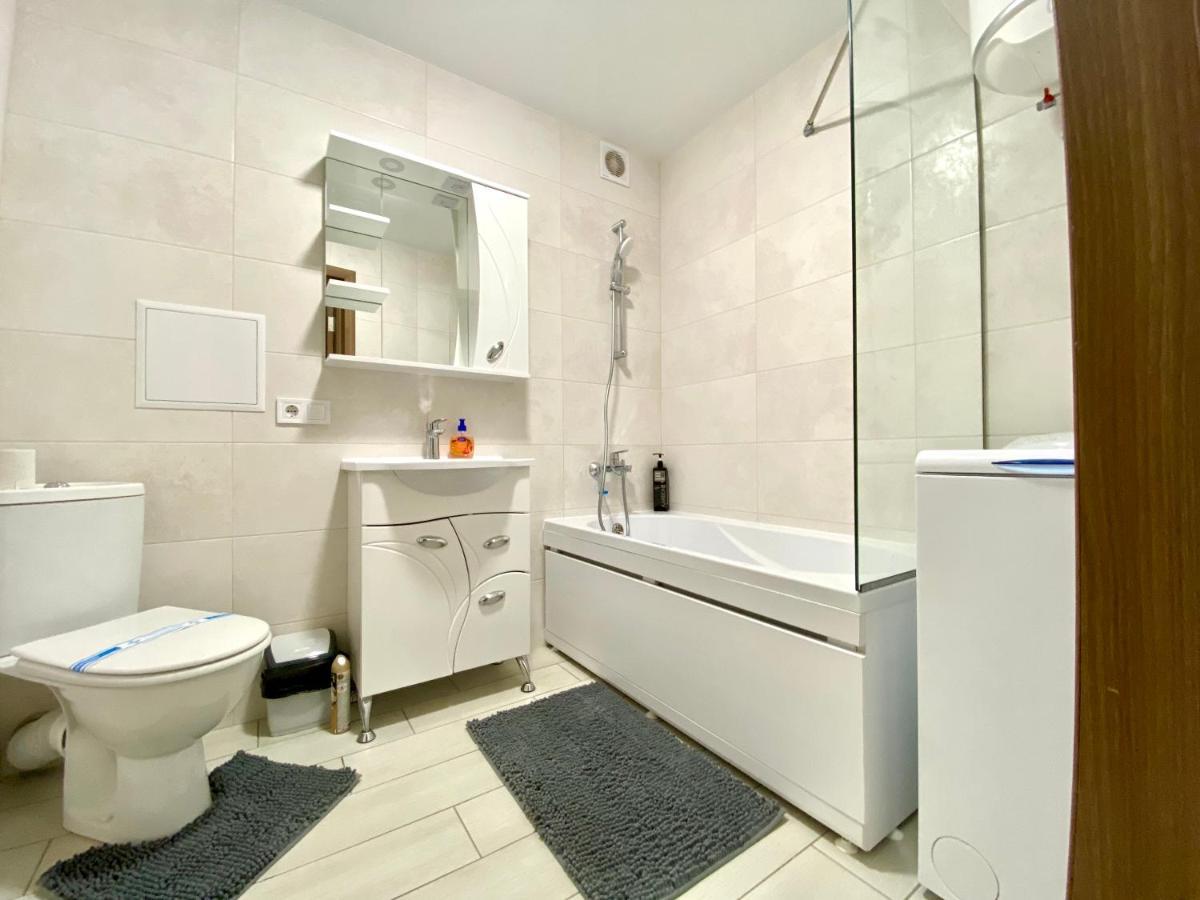 Apartpoltava Стильні 2-Кімн Апартаменти Біля Пд "Листопад" Закрита Парковка, Чек Прро エクステリア 写真